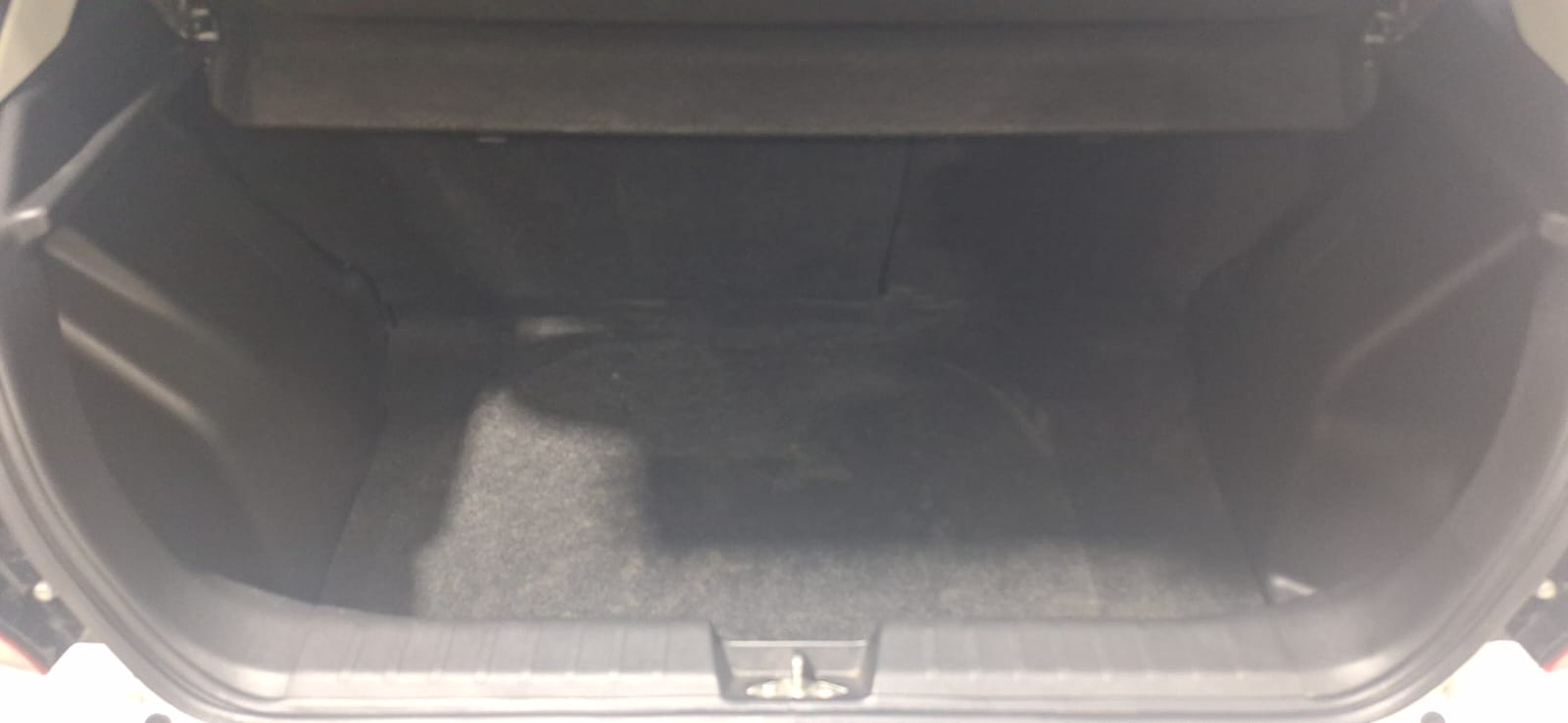 Suzuki Baleno 1.4 GLX Suzuki Wellington