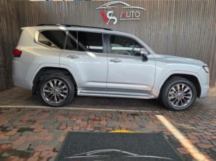 2022 Toyota Land Cruiser 300 3.5T ZX for sale