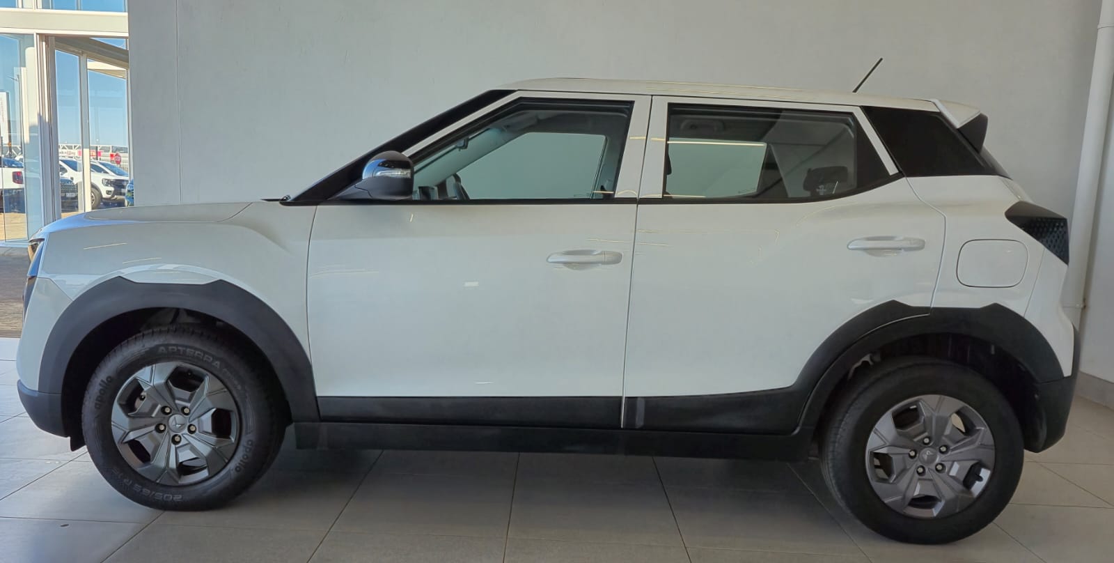 Mahindra XUV 3XO 1.2T MX2 Manual Casseys Springs Ford