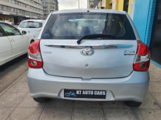 2017 Toyota Etios hatch 1.5 Sprint for sale