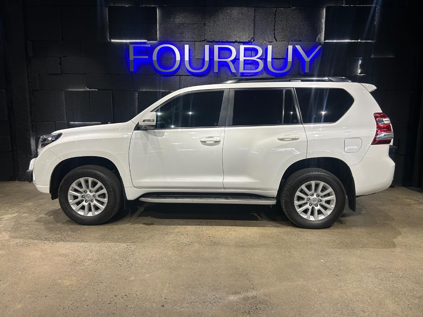 Toyota Land Cruiser Prado 3.0DT VX Fourbuy