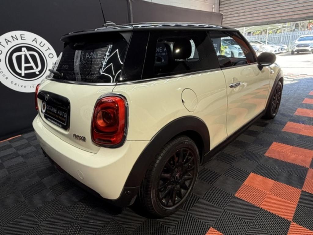 MINI Hatch Cooper Hatch 3-Door Auto Octane Auto