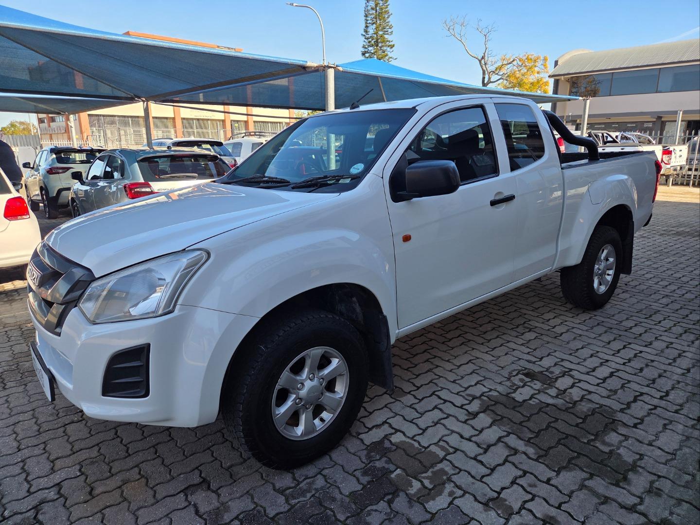 Isuzu D-Max 250 Extended Cab Hi-Ride Auto Jaysmart Motor