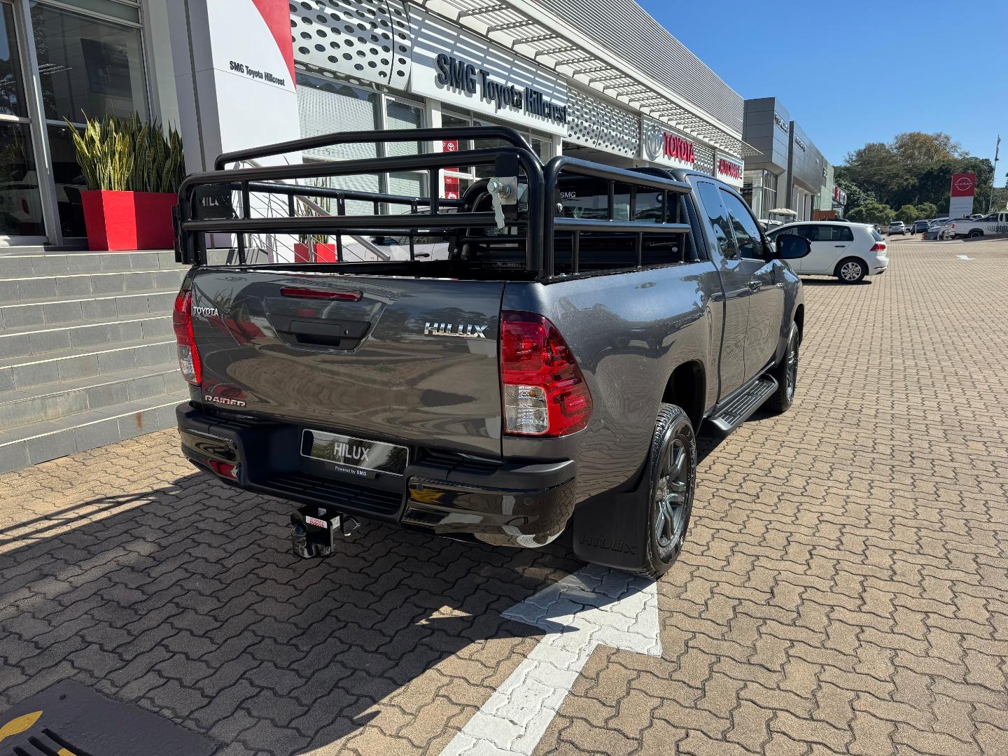 Toyota Hilux 2.4GD-6 Xtra Cab Raider Manual SMG Toyota Hillcrest New