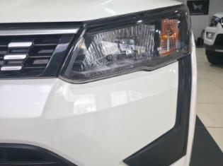 2023 Mahindra XUV300 1.2T W6 for sale