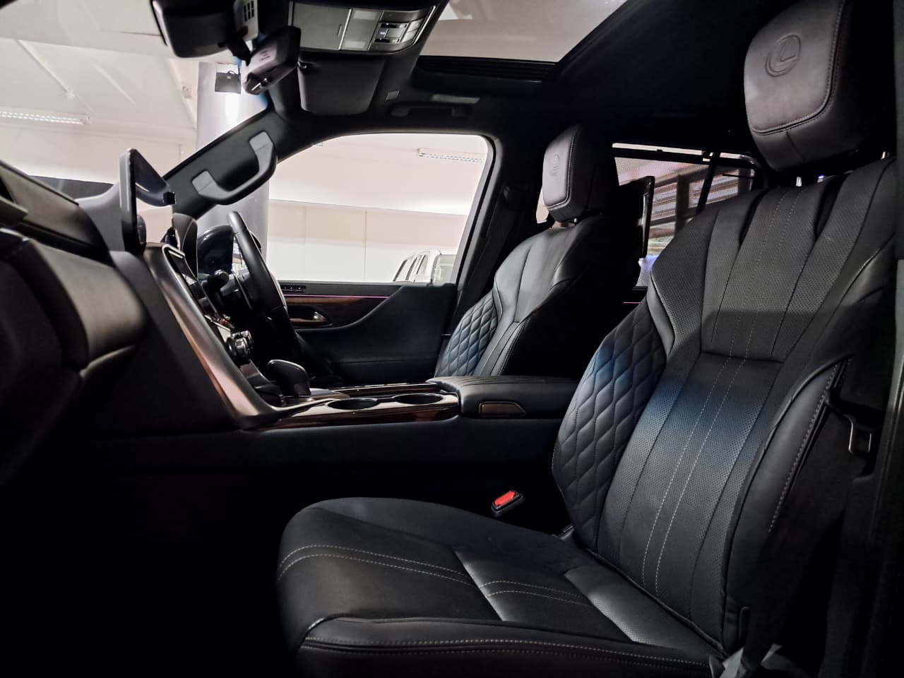 Lexus LX 700h VIP SMG Lexus Umhlanga