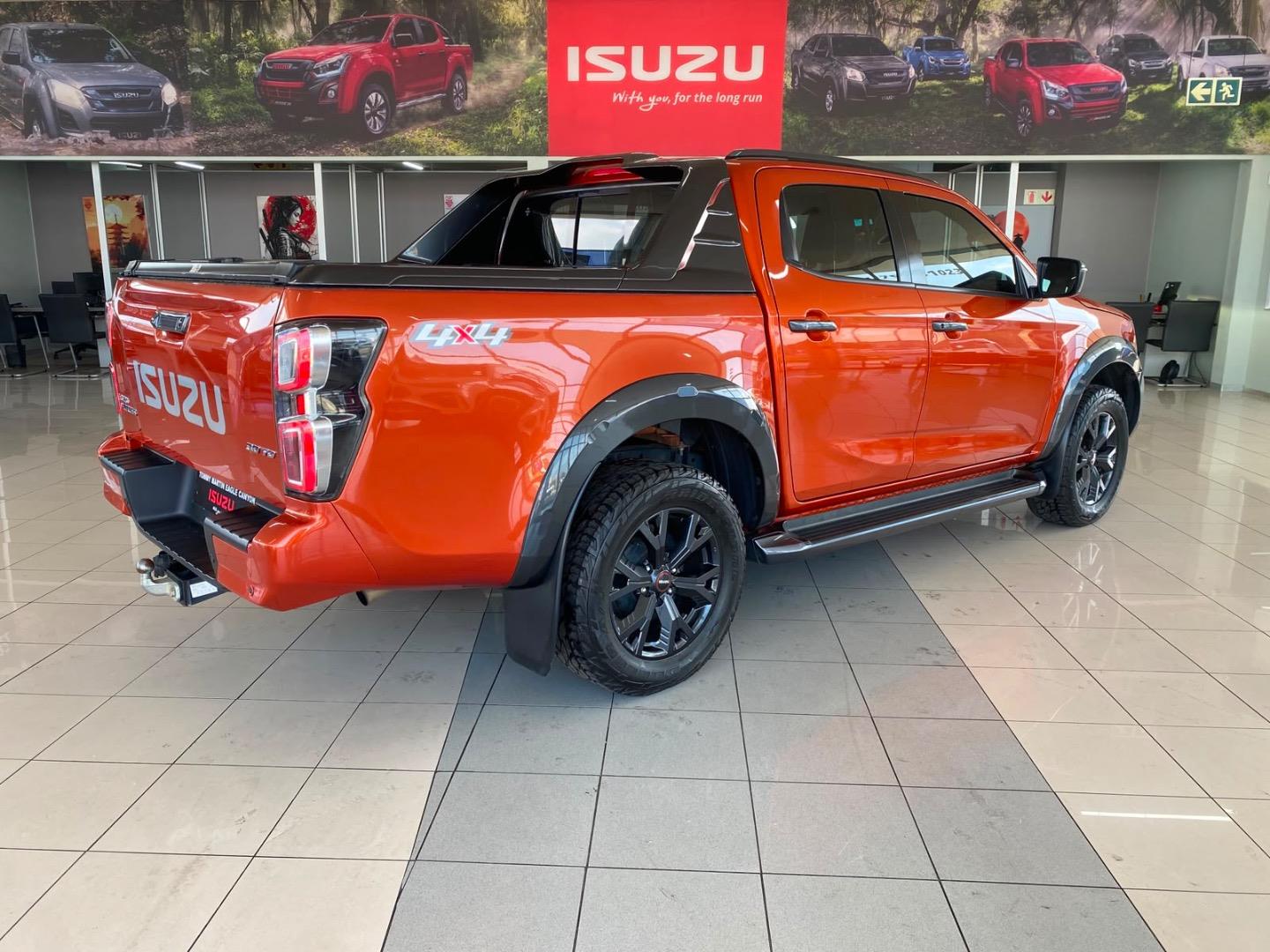 Isuzu D-Max 3.0TD Double Cab V-Cross 4x4 Tommy Martin Eagle Canyon Isuzu