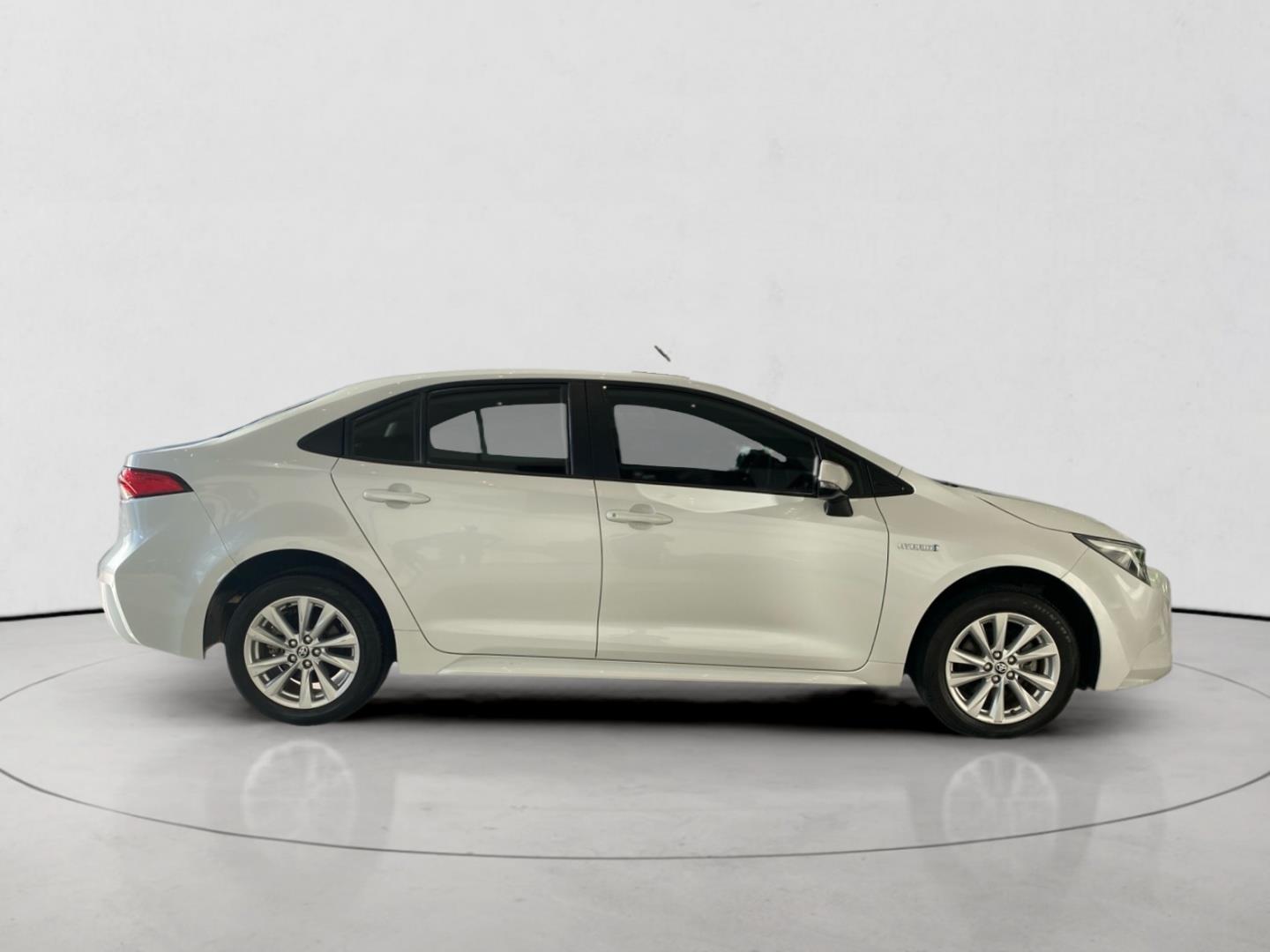 Toyota Corolla 1.8 Hybrid XR Haval Milnerton