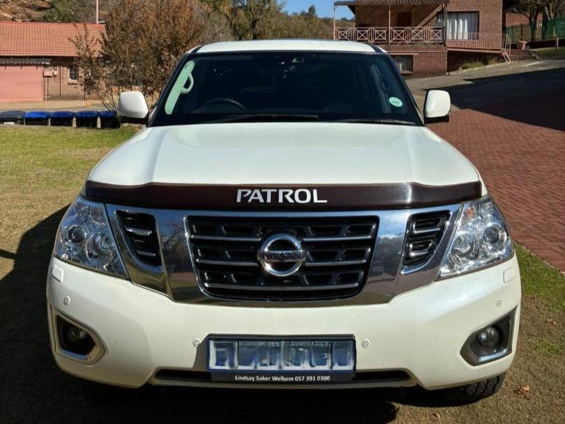 Nissan Patrol 5.6 V8 LE Premium 4WD