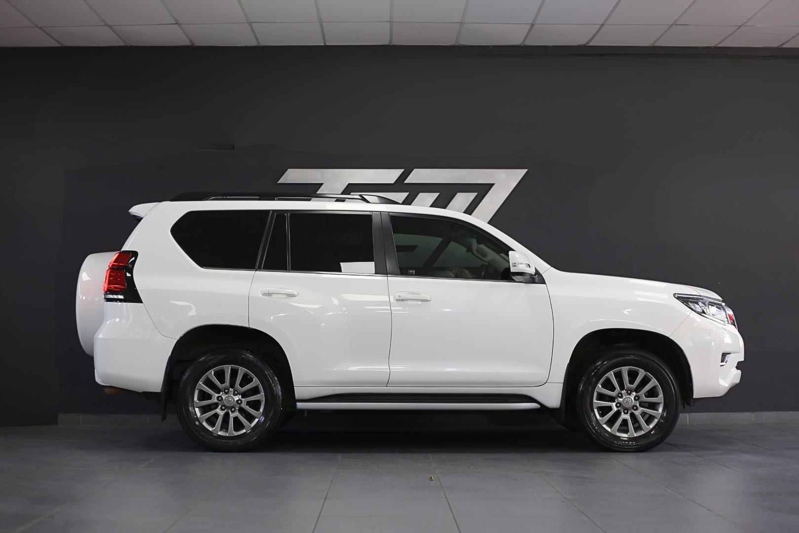 Toyota Land Cruiser Prado 4.0 VX Toyz Autohouse Umhlanga