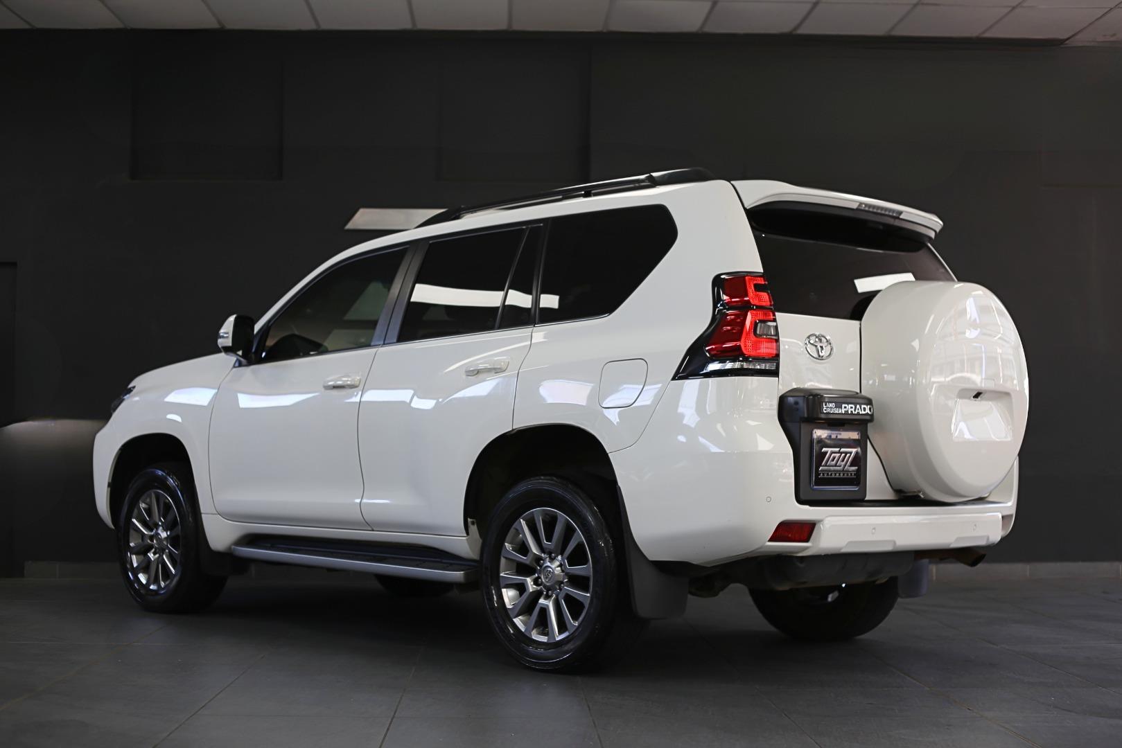 Toyota Land Cruiser Prado 4.0 VX Toyz Autohouse Umhlanga