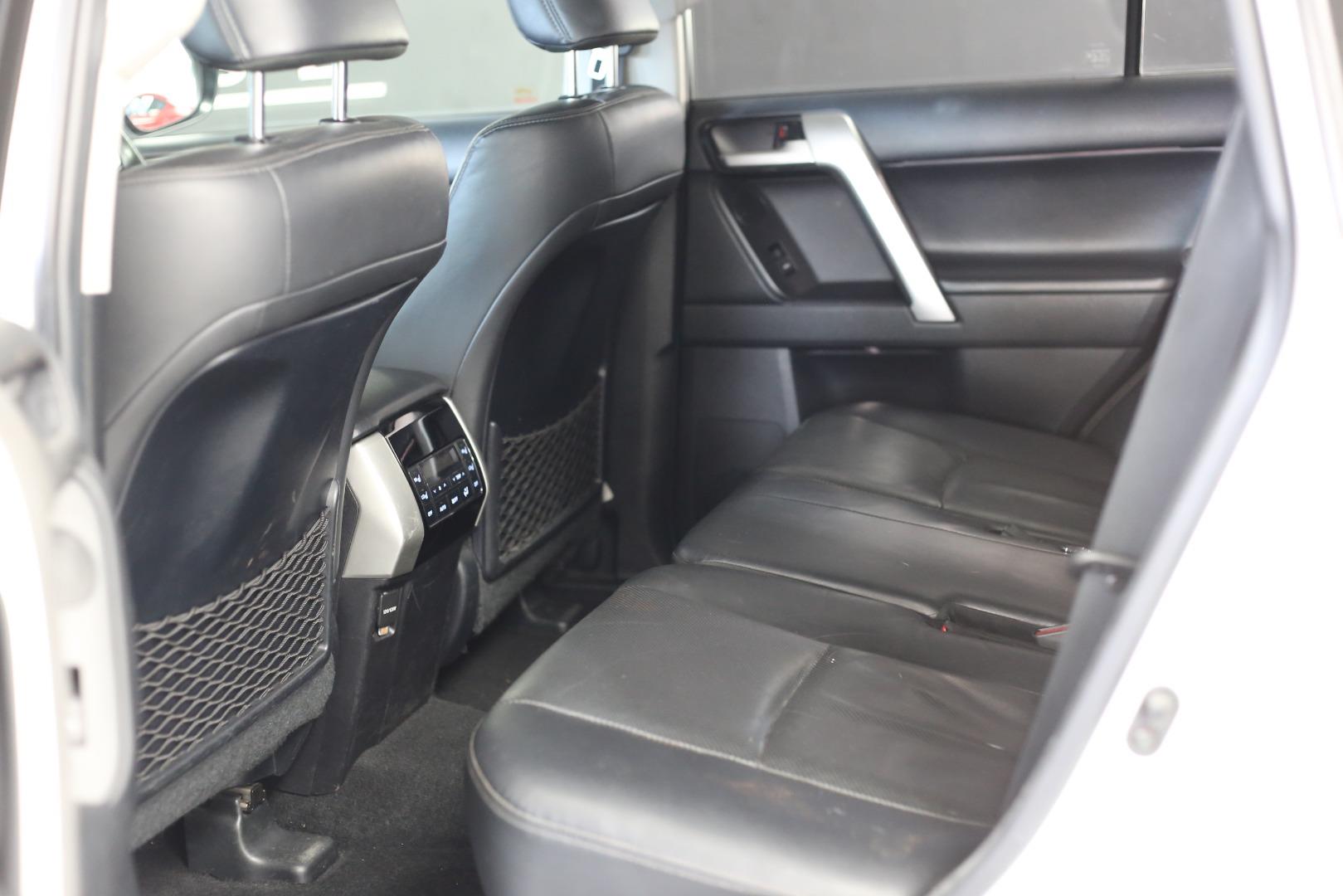 Toyota Land Cruiser Prado 4.0 VX Toyz Autohouse Umhlanga