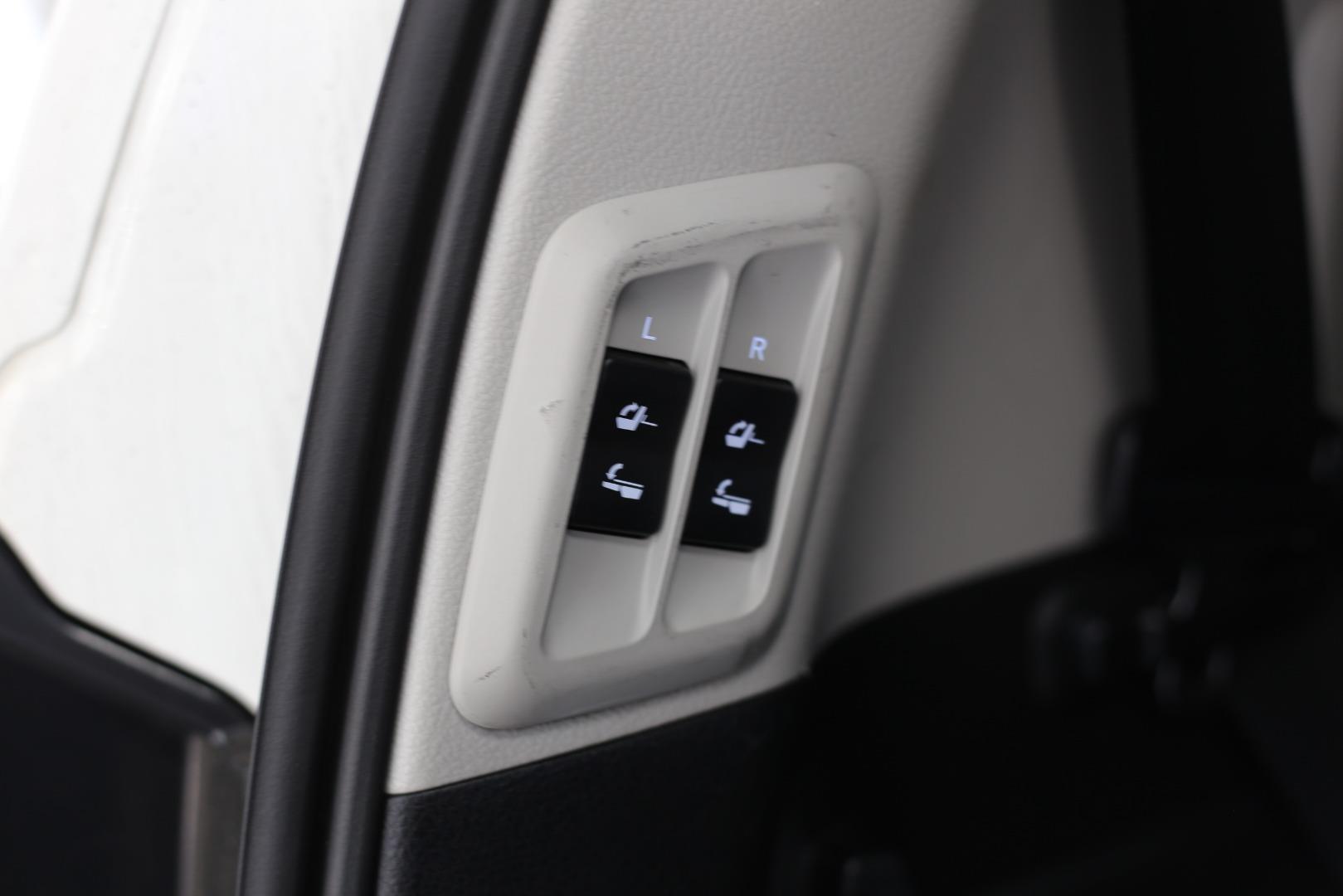 Toyota Land Cruiser Prado 4.0 VX Toyz Autohouse Umhlanga