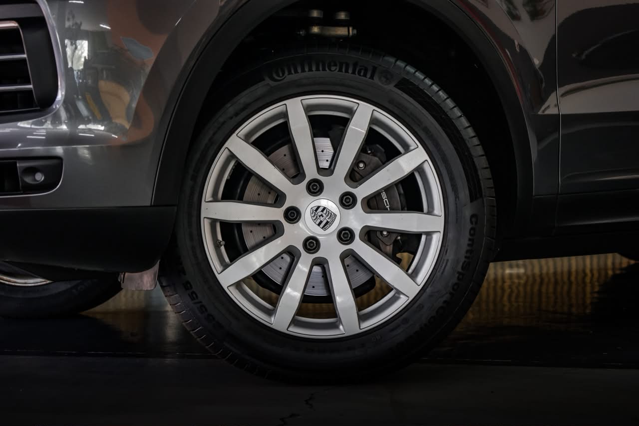 Porsche Cayenne Cayenne SilverLakes Auto DriveXperience