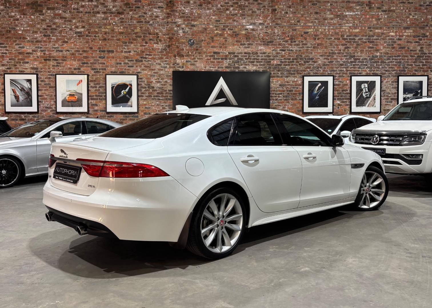Jaguar XF 35t R-Sport Autophoria