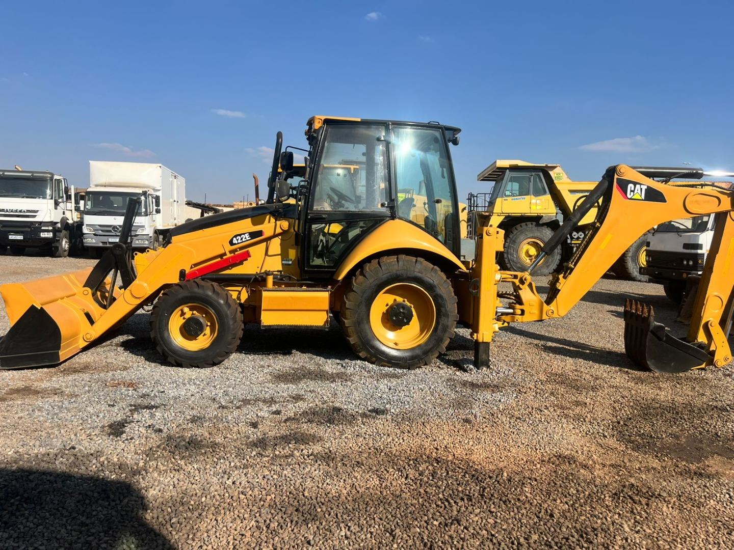 CAT 422E Auction Operation