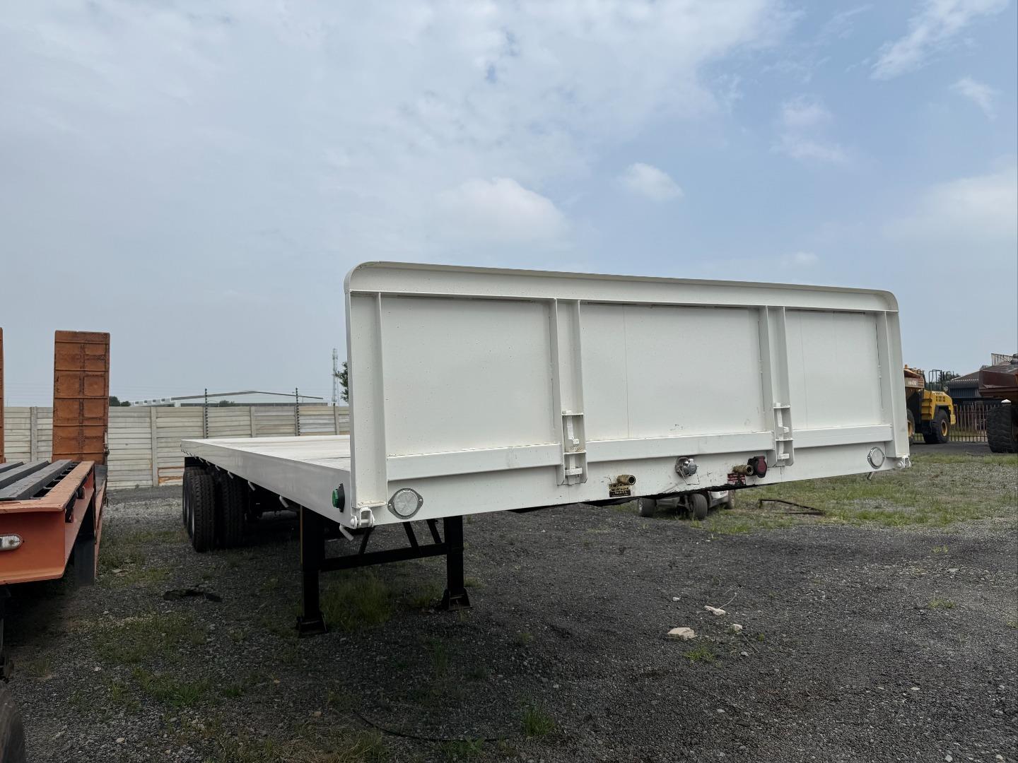 SUPERIOR TRI AXLE Nationwide Trucks
