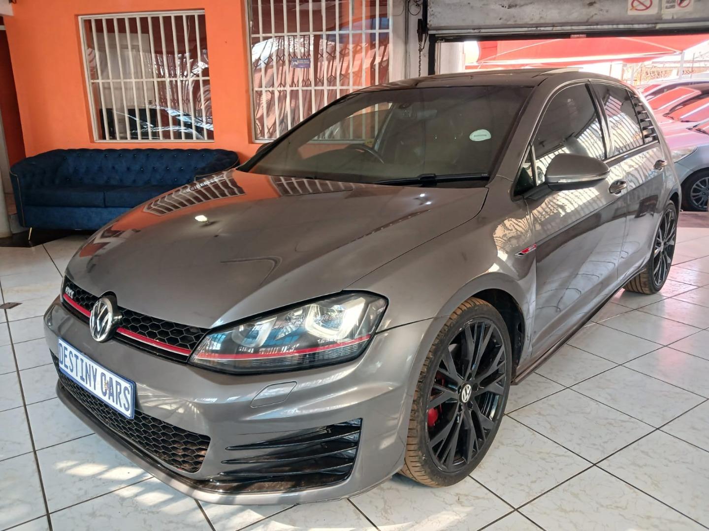 2017 Volkswagen Golf GTI Auto