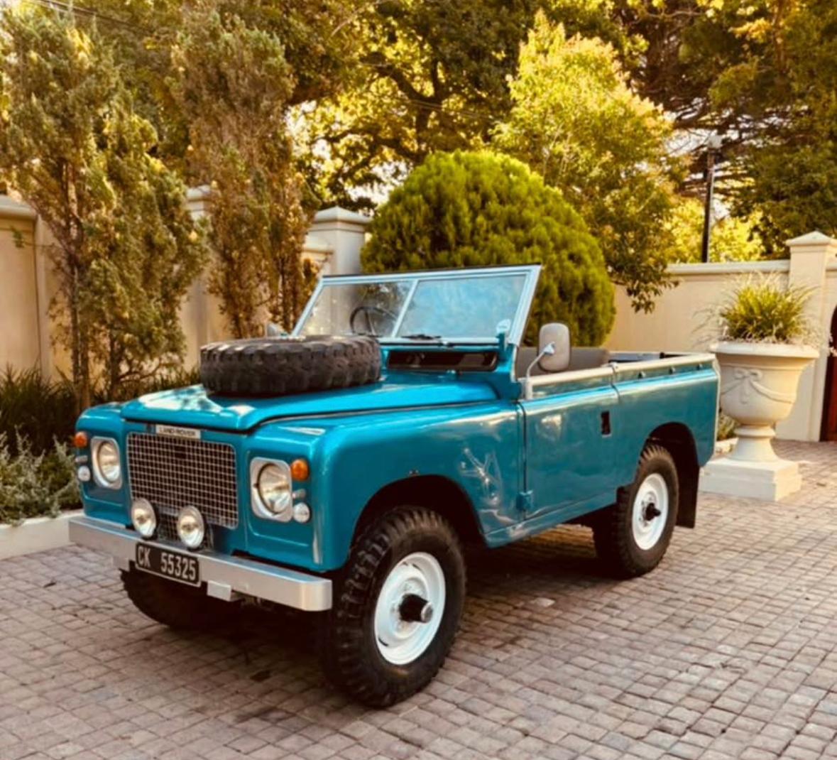 Land Rover Series III 2.2L