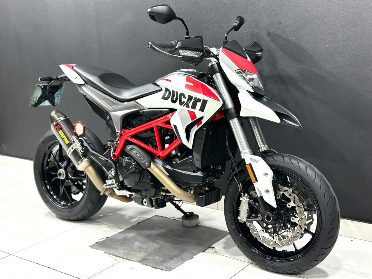 Ducati HyperStrada - Bike Details