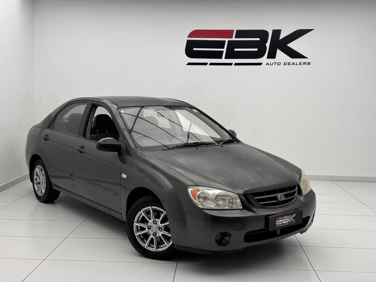 Kia Cerato 1.6 EX 4-Door EBK Diagonal Street