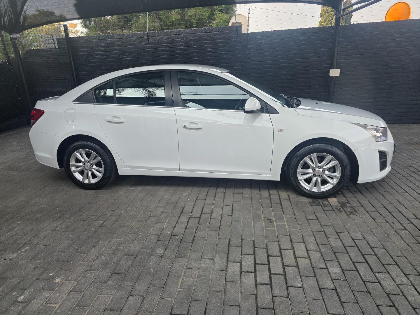 Chevrolet Cruze Sedan 1.8 LS Select Motor City