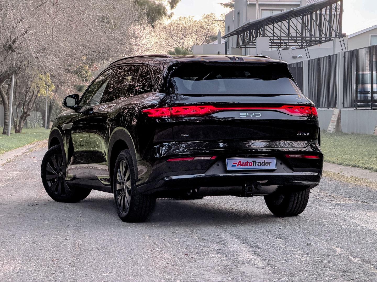 BYD Atto 8