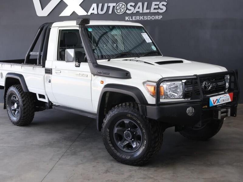 Toyota Land Cruiser 79 Land Cruiser 79 4.5D-4D LX V8 for sale in