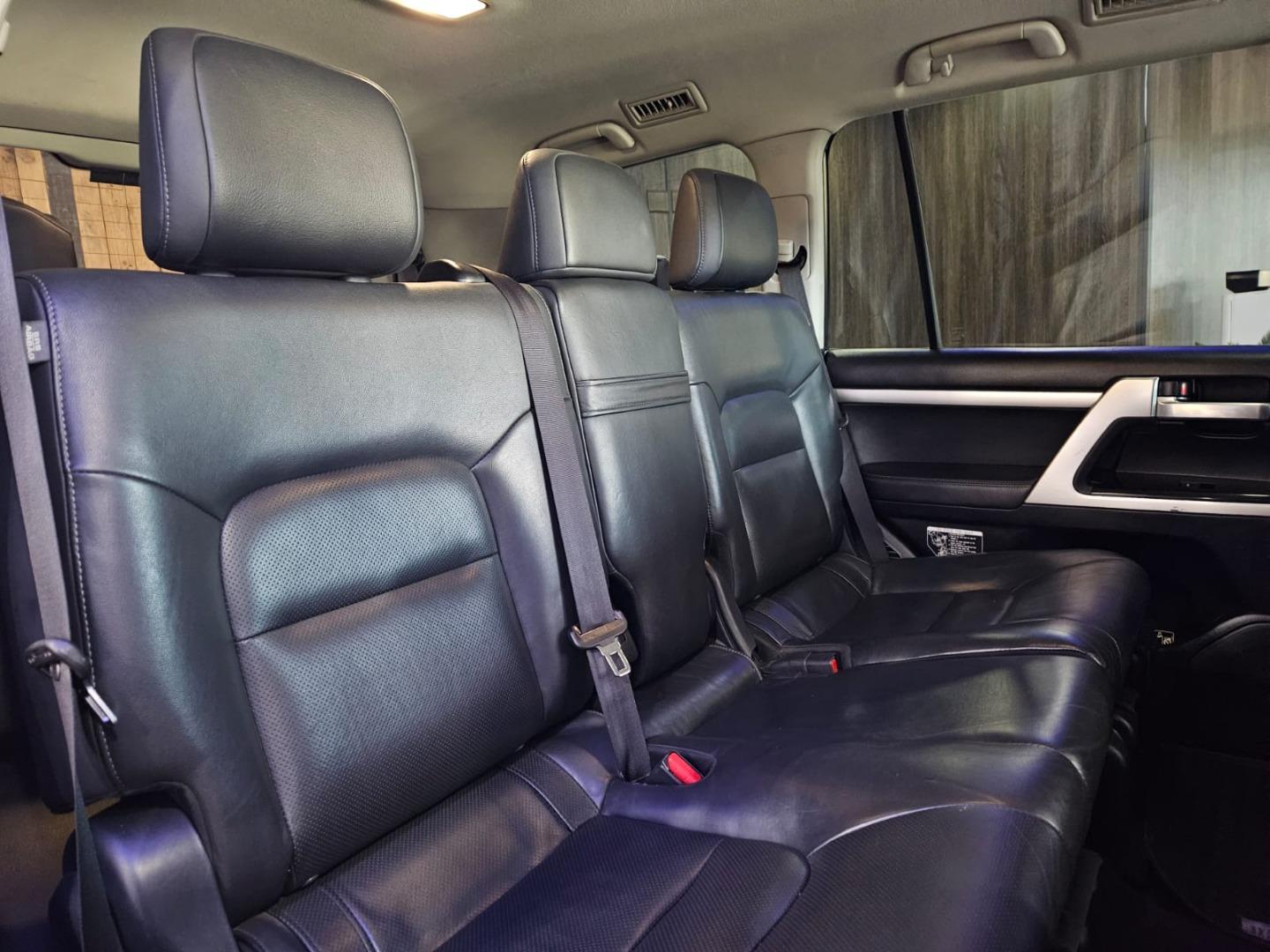 Toyota Land Cruiser 200 4.5D-4D V8 VX-R Auto Excellence Stellenbosch