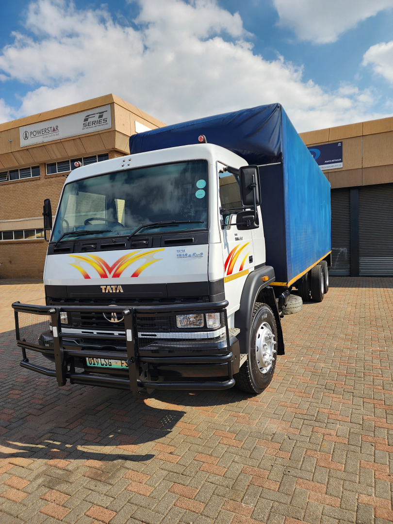 Tata LPT 1518 Sleeper Cab Van Body Newlands Commercial