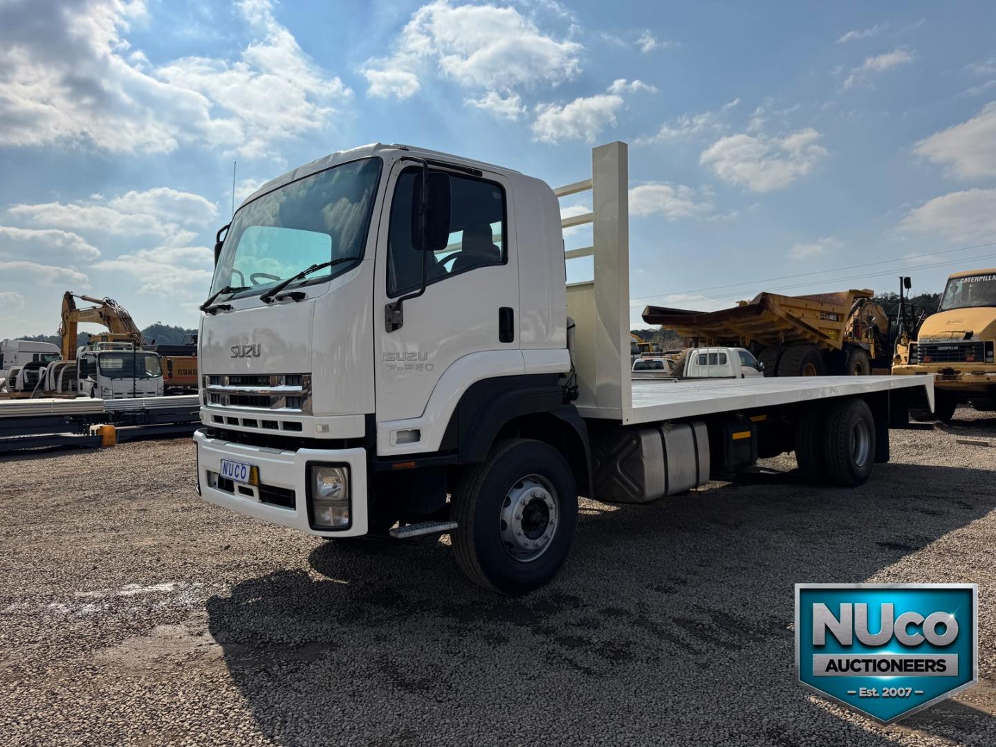 Isuzu 17-360 4X2 FLATDECK TRUCK Nuco Auctioneers
