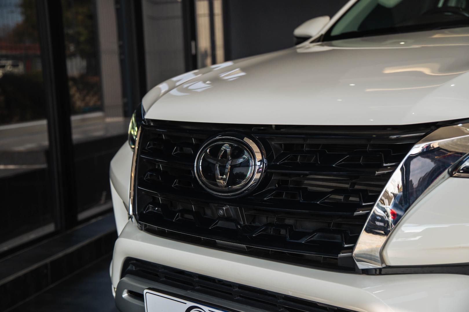 Toyota Fortuner 2.8GD-6 VX Bruma Nissan
