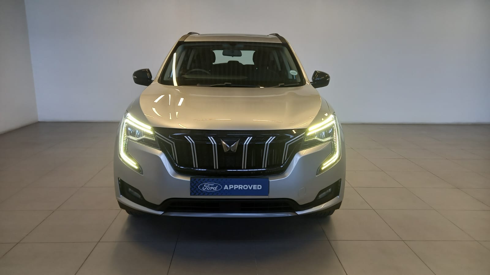 Mahindra XUV700 2.0T AX5 Eastern Cape Motors East London