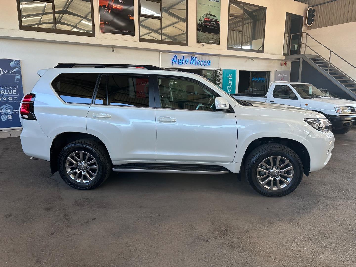 Toyota Land Cruiser Prado 2.8GD VX-L Auto Mecca