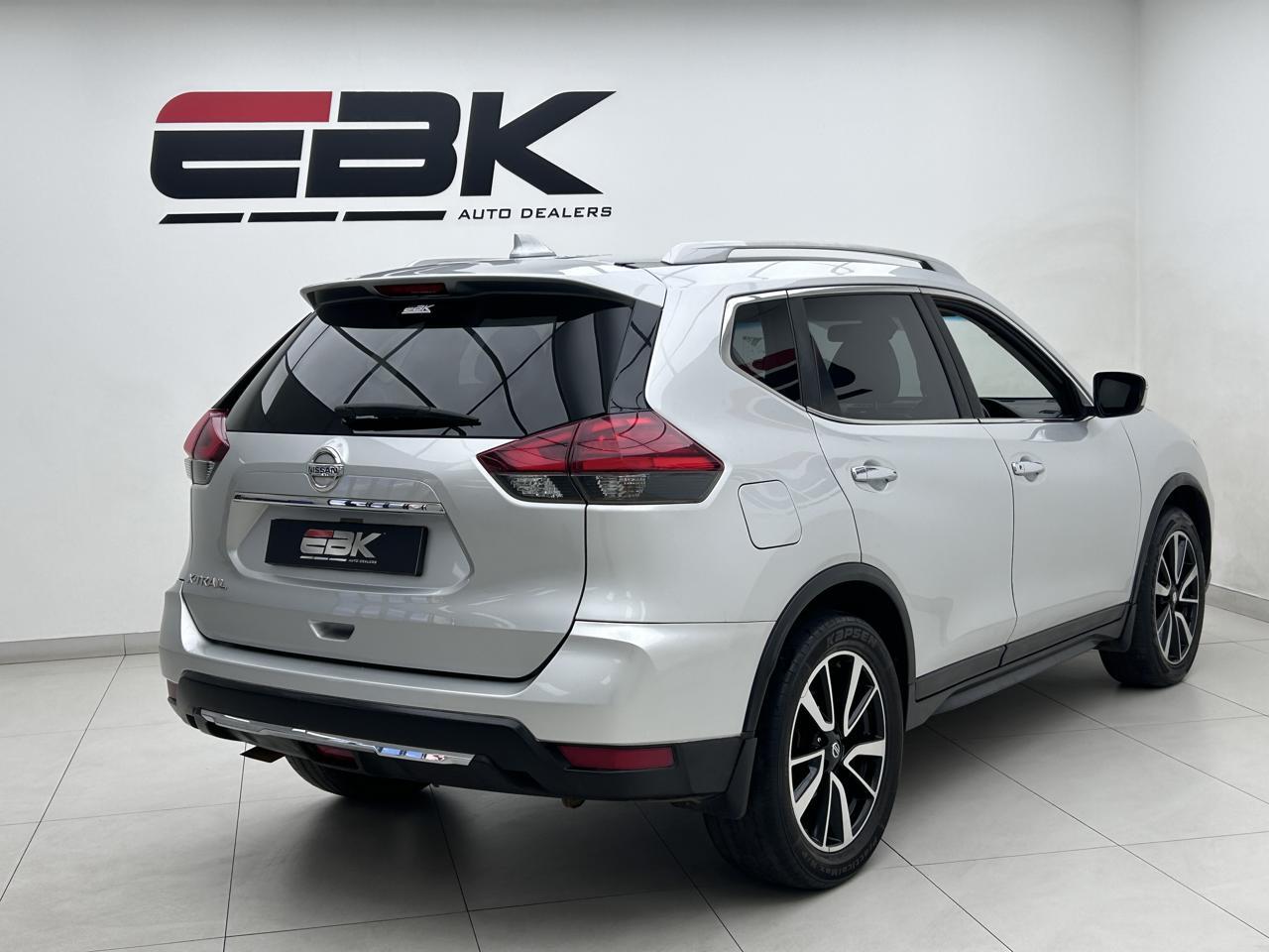 Nissan X-Trail 2.5 4x4 Acenta Plus EBK Main Street