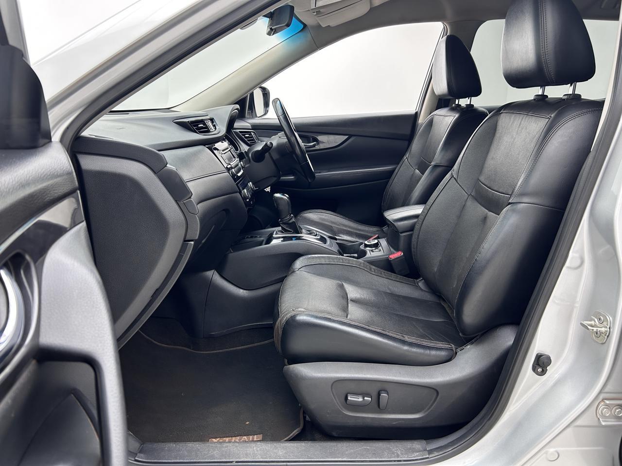 Nissan X-Trail 2.5 4x4 Acenta Plus EBK Main Street