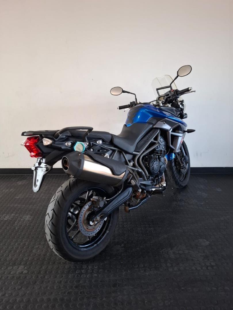 Triumph Tiger 800 XRX BMW Motorrad Fourways