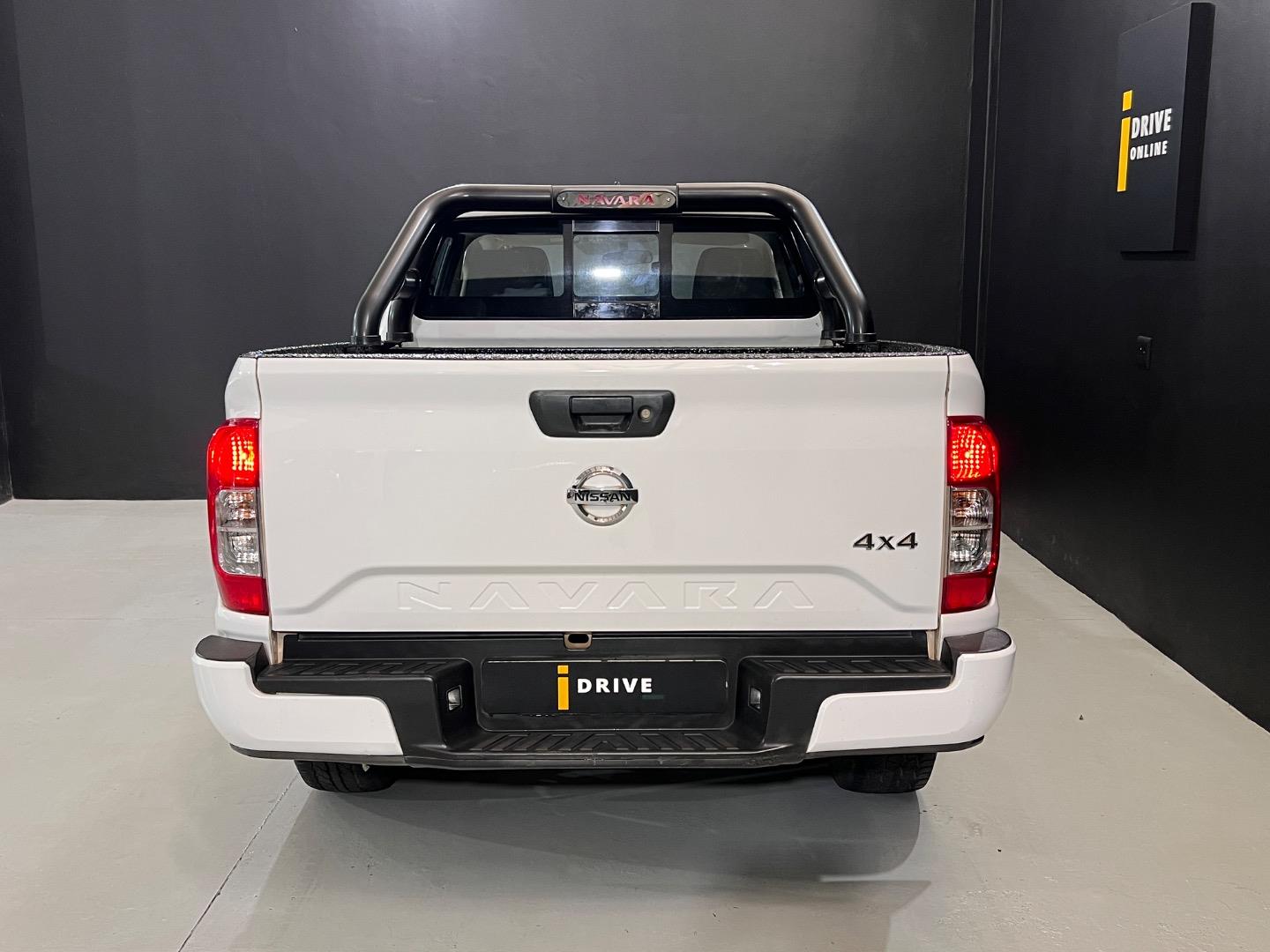 Nissan Navara 2.5DDTi Double Cab SE Plus 4x4 iDrive Online