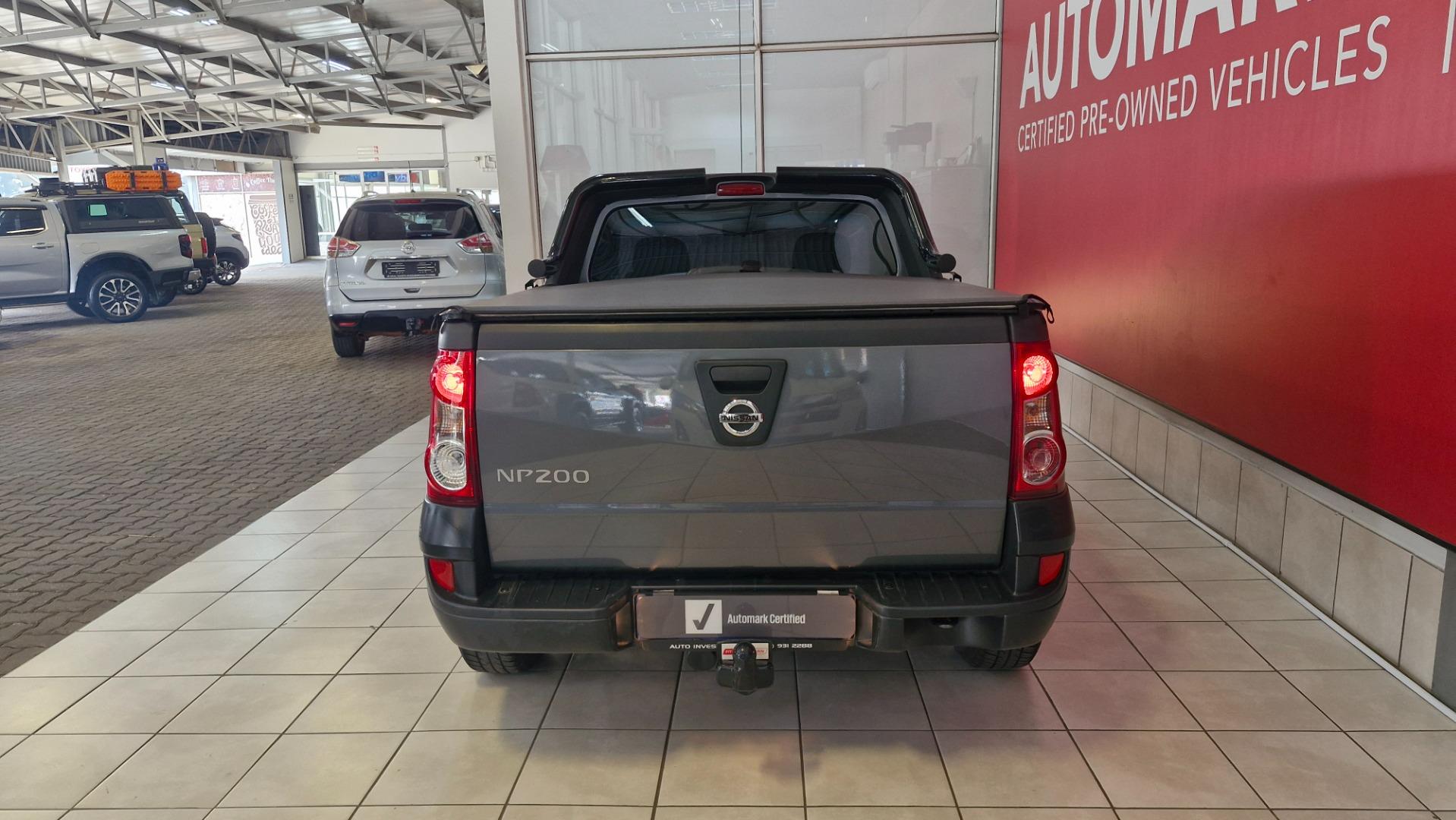 Nissan NP200 1.6i (Aircon) Safety Pack Vaal Toyota Sasolburg