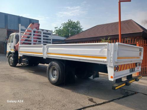 Nissan UD 90 9TON A-Z Small Movers