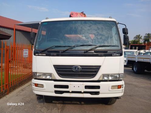 Nissan UD 90 9TON A-Z Small Movers
