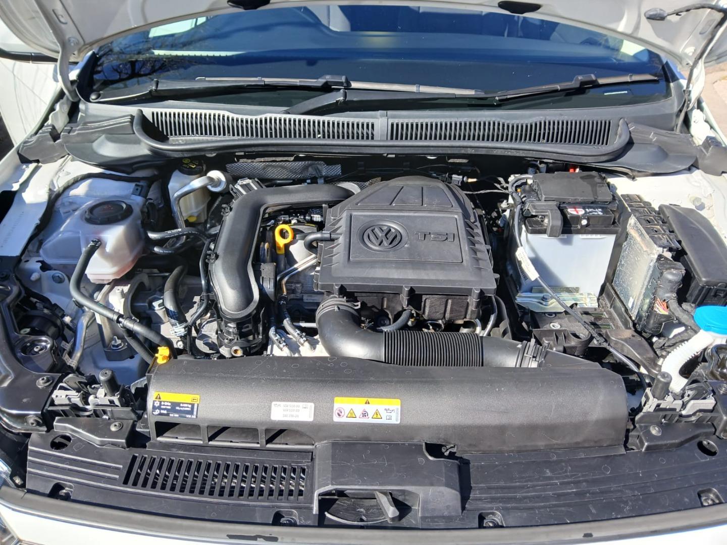 Volkswagen Polo Hatch 1.0TSI Life Auto OJB Auto Innovations