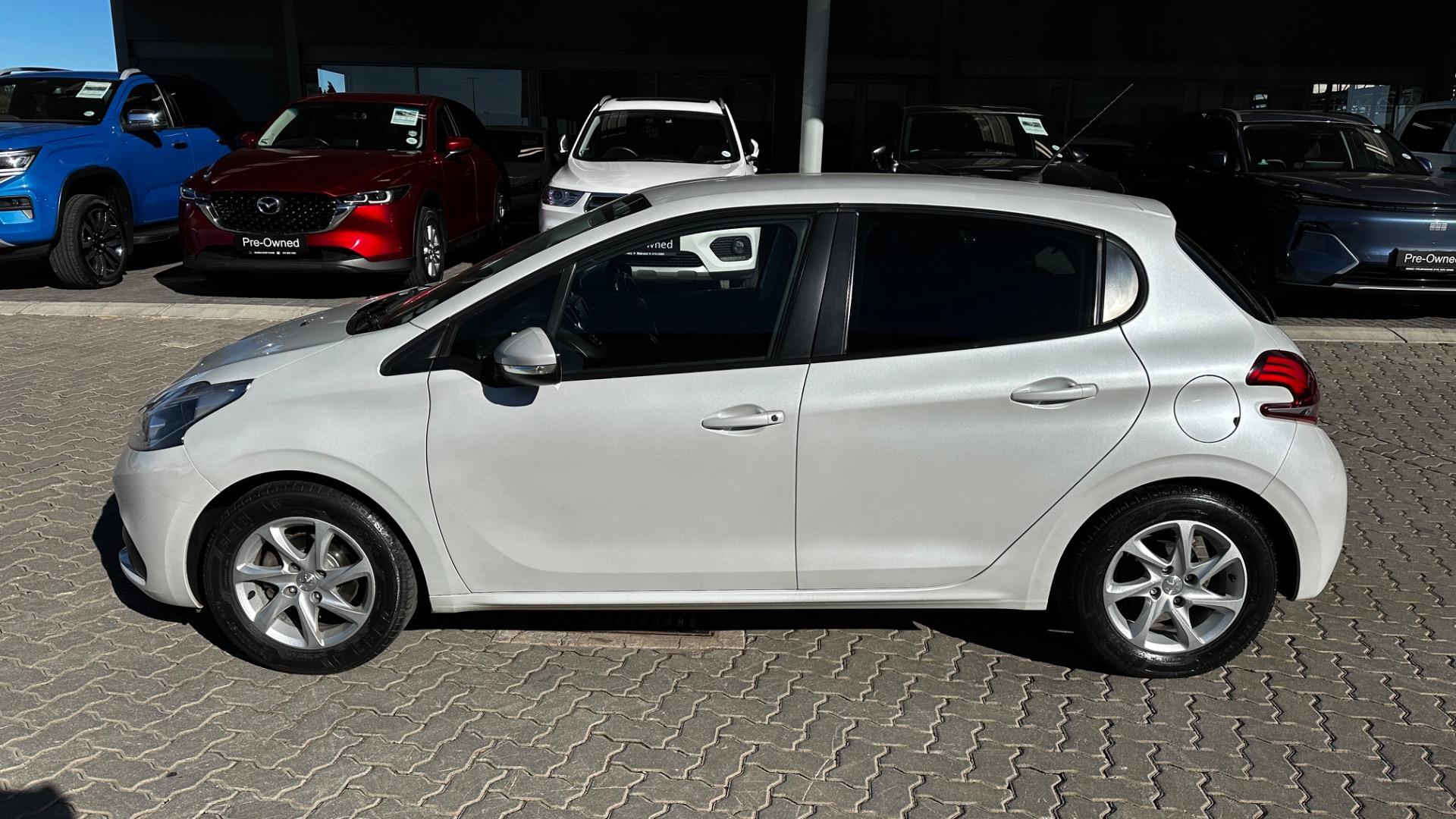 Peugeot 208 1.2 Active Mazda East Rand