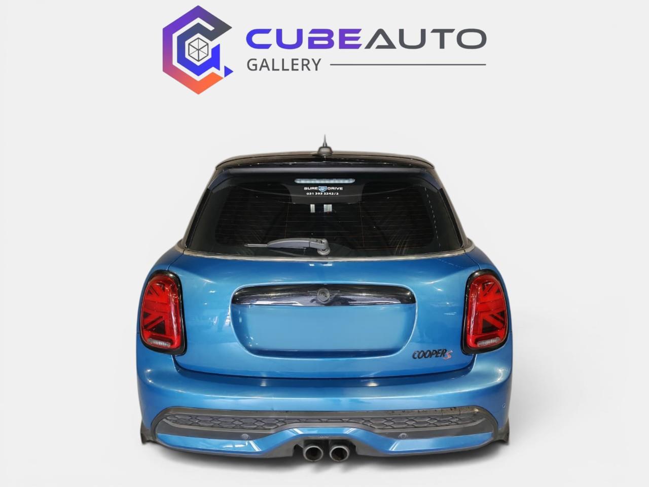 MINI Cooper S 5-door (F55) Cube Auto Gallery