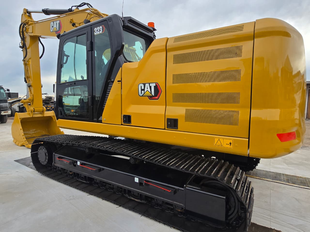 Caterpillar 323 CTC Plant Company