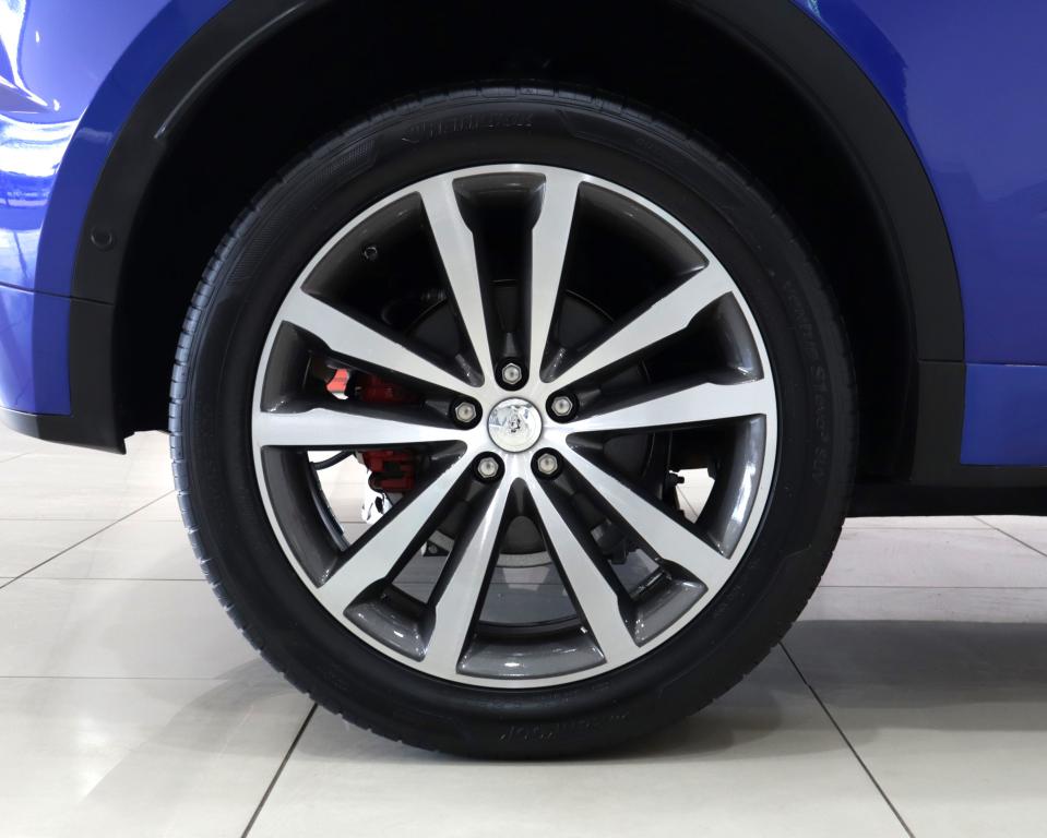 Jaguar E-Pace P300 AWD R-Dynamic HSE Pristine Motors