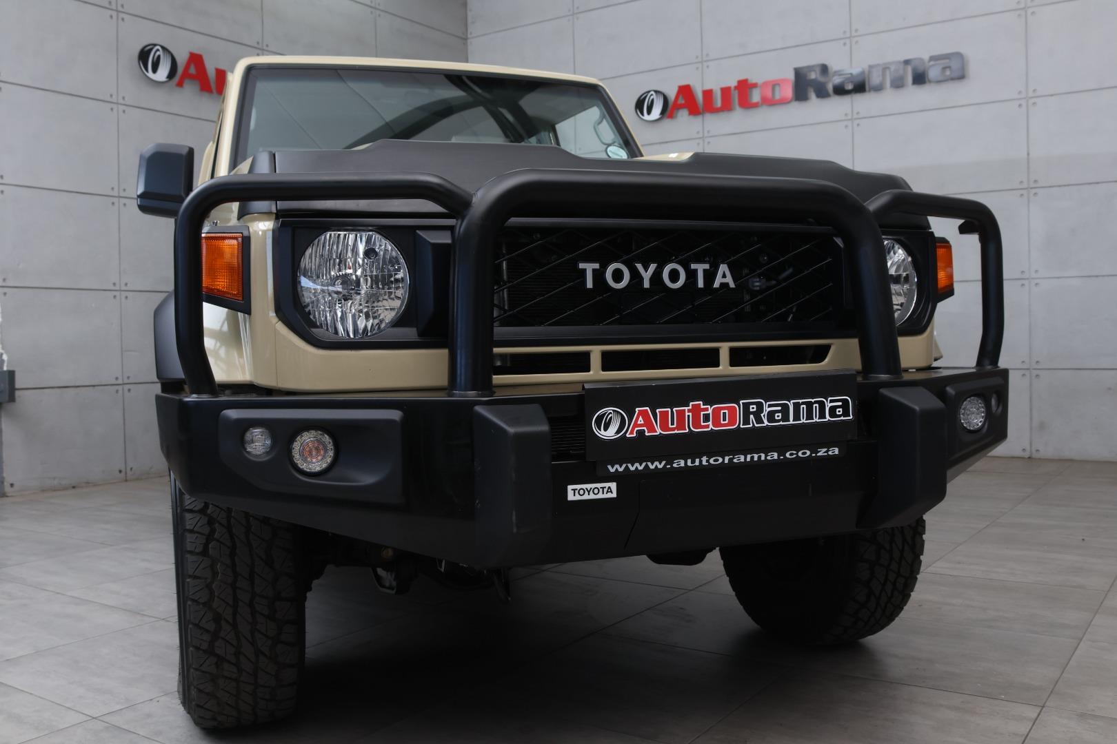 Toyota Land Cruiser 79 4.0 V6 Double Cab Autorama