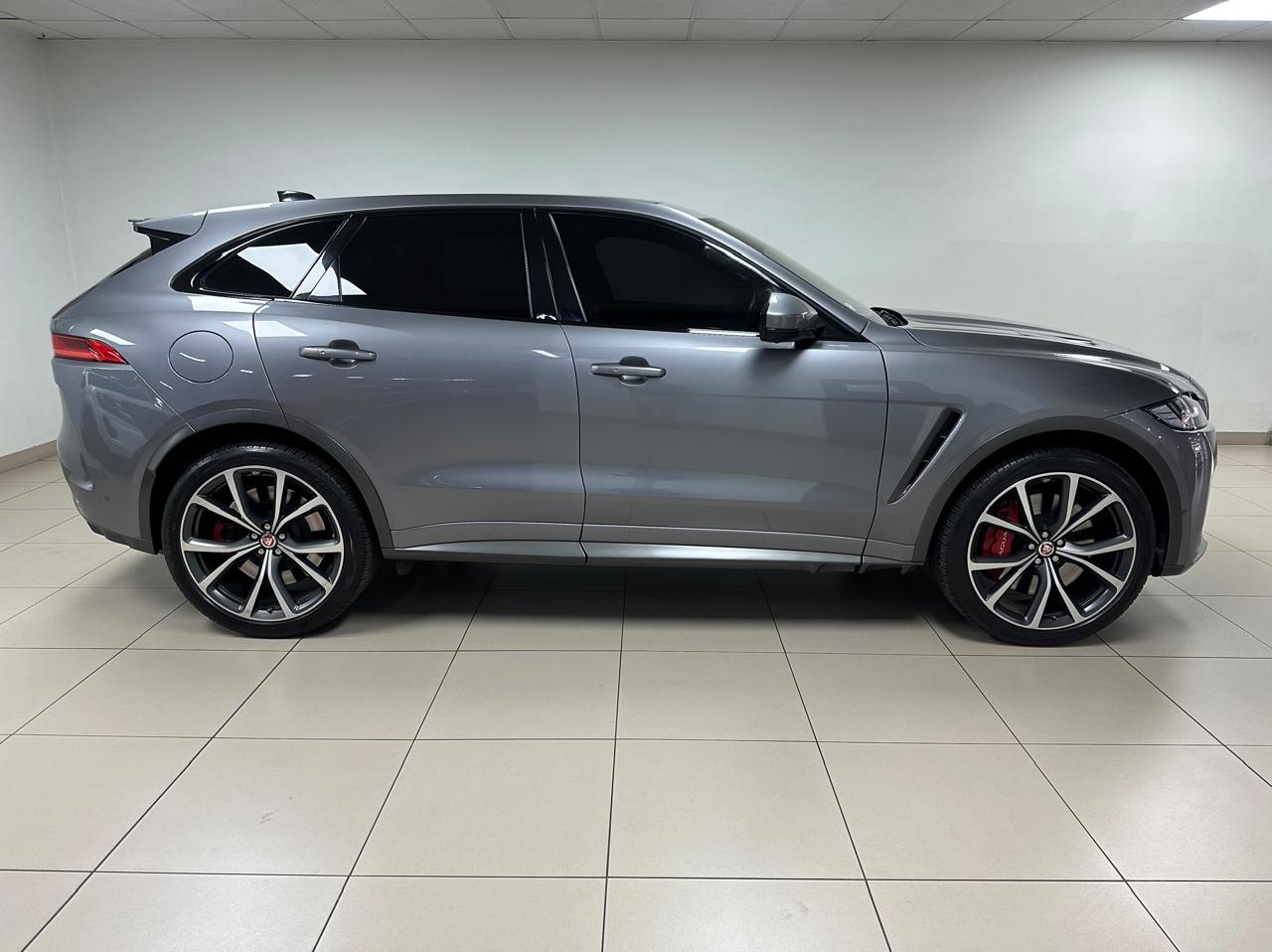 Jaguar F-Pace SVR BB Hatfield Nissan
