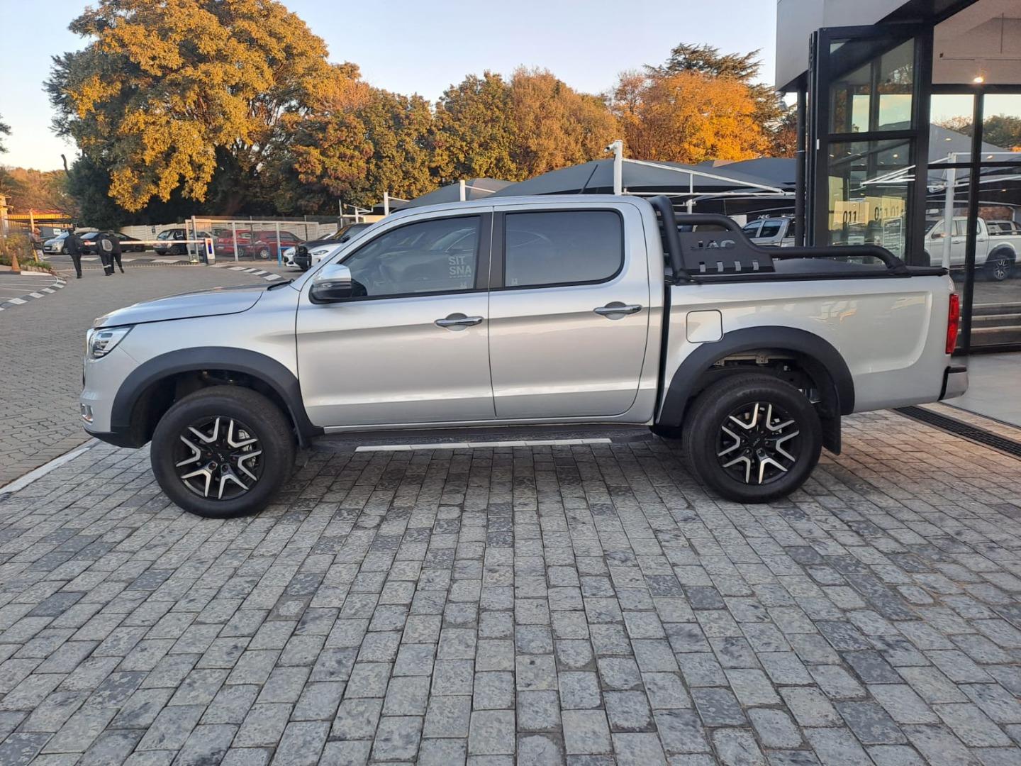2026 JAC T8
