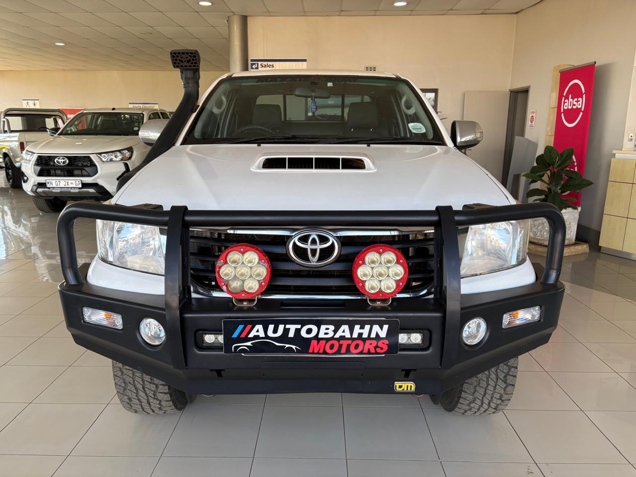Toyota Hilux 3.0D-4D Xtra Cab Raider Autobahn Auto